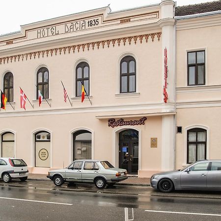 Hotel Dacia Луґож Екстер'єр фото