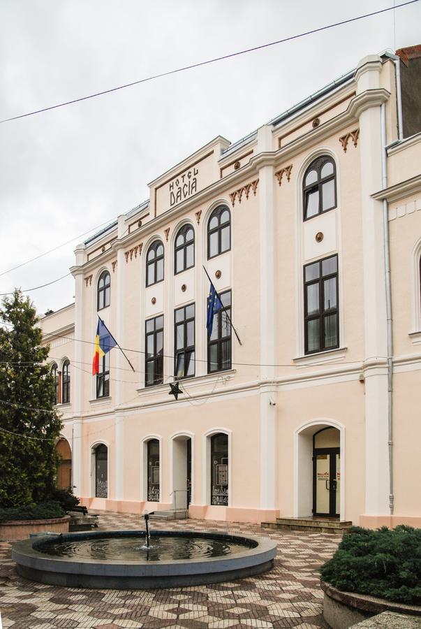 Hotel Dacia Луґож Екстер'єр фото